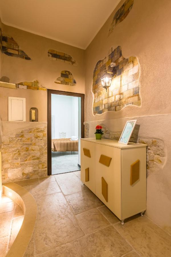 Gelso Complex Studios And Flat By Napoliapartments Exterior photo